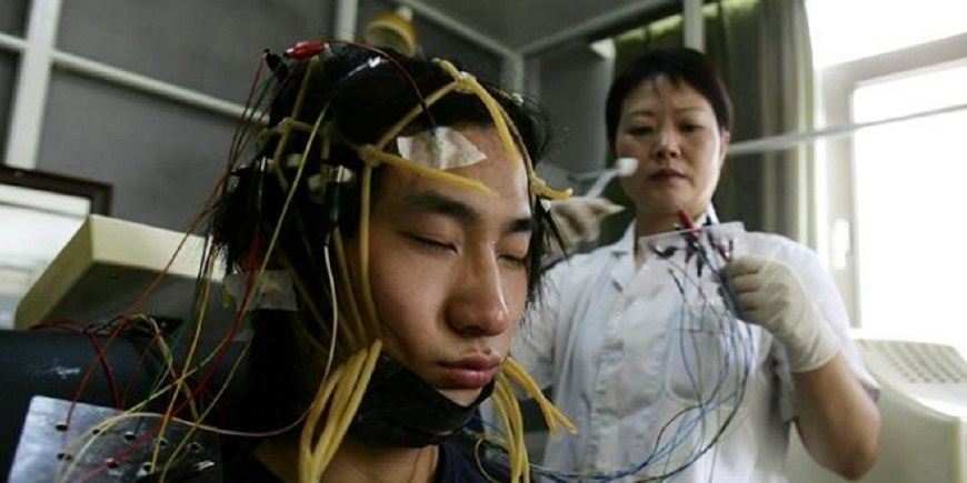 网瘾学校害人还是救人?
